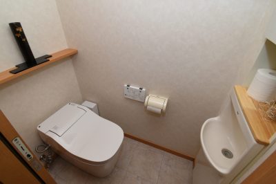 トイレ01